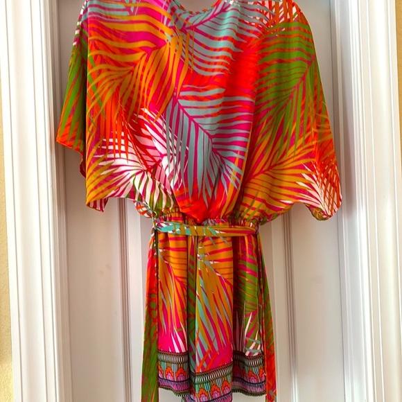 WHITE BIRCH BOUTIQUE ROMPER FLIRTY TROPICAL LOOSE FITTING TOP ELASTIC WAIST L - Picture 12 of 15